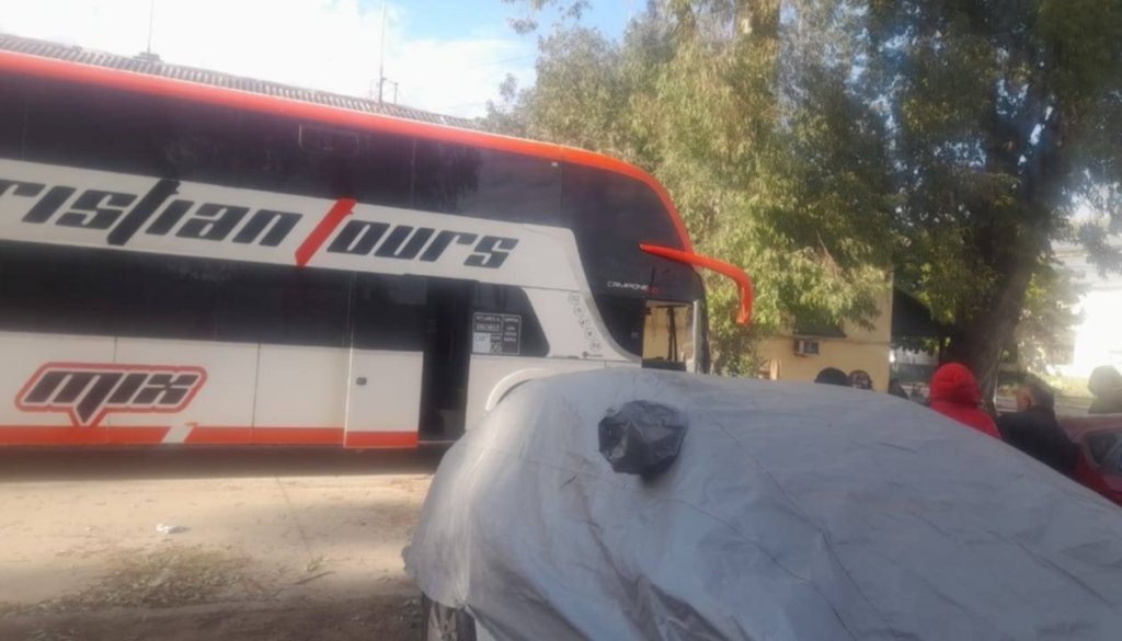 Descubren 200 mil dólares en la bodega de un colectivo que viajaba de Jujuy a Buenos&nbsp;Aires