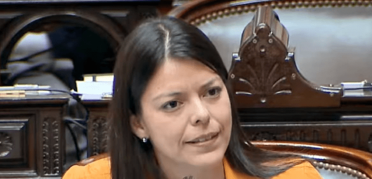 Orozco defendió el reparto de fondos nacionales y pidió a los gobernadores “hacerse&nbsp;cargo”