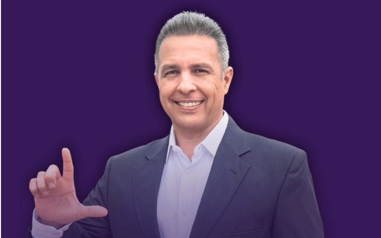 Ítalo Cioccolani expresó que La Libertad Avanza viene a cambiar el rumbo de Santiago del Estero: “No venimos a negociar con el pasado, venimos a construir el&nbsp;futuro”