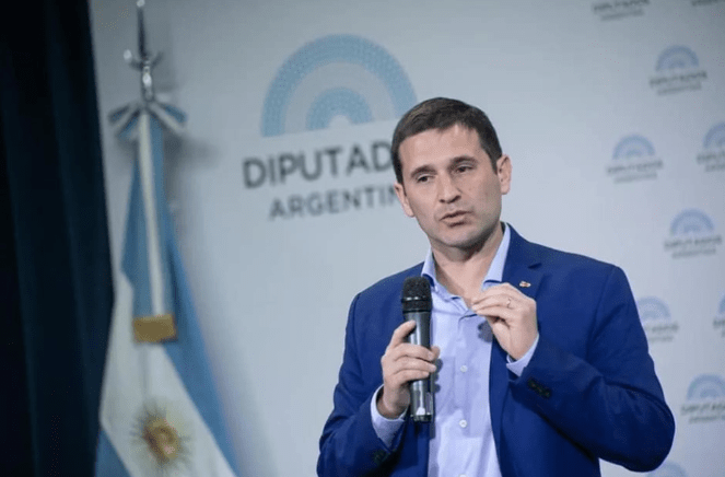 Federico Pelli, el elegido de Milei en Tucumán, dijo que el kirchnerismo dejó un país sin rumbo y con instituciones&nbsp;desgastadas