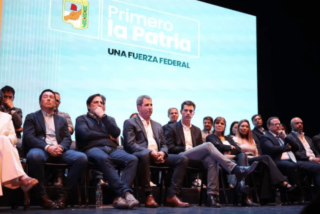 Uñac y Máximo Kirchner lanzaron “Primero la Patria”, una nueva apuesta del peronismo&nbsp;opositor