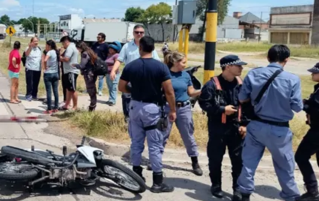 Una motociclista perdió la vida tras chocar con un camión en&nbsp;Resistencia