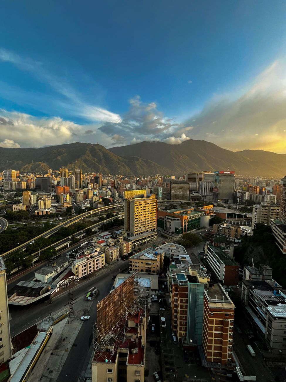 Militarización en Venezuela ante emergencia sísmica y casi mil&nbsp;muertes